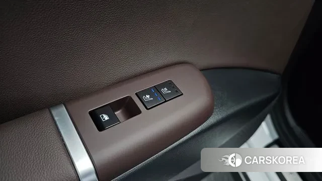 Hyundai Grandeur (GN7) id 3437041 из Кореи 10