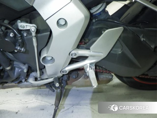 Проданный Honda CB1000R id 4199484 из Японии, фото 10