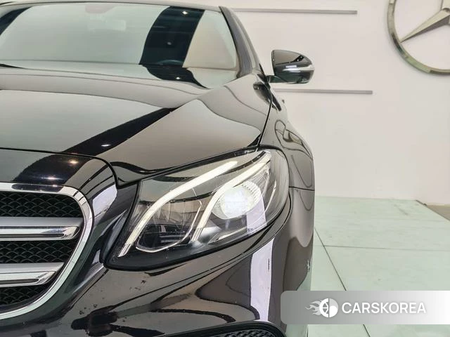 Mercedes-Benz E-class id 4254243 из Китая 10