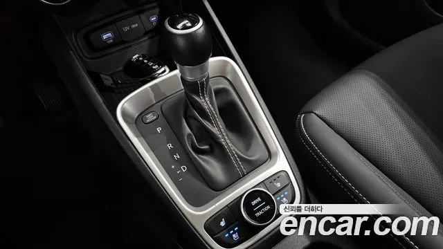 Hyundai Venue id 2675000 из Кореи 10