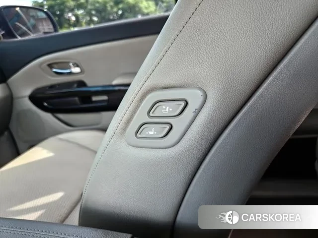 Kia The New Carnival id 3188289 из Кореи 10