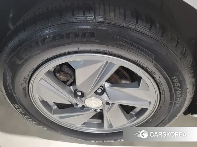 Hyundai The New Avante (CN7) id 2915323 из Кореи 10