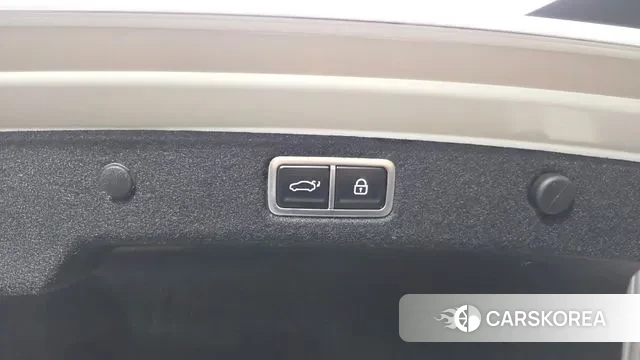 Hyundai Grandeur Hybrid (GN7) id 3775699 из Кореи 10