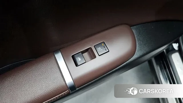 Hyundai Grandeur (GN7) id 3016290 из Кореи 10