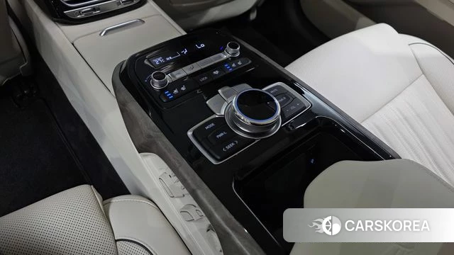 Genesis G90 id 4495624 из Кореи 10