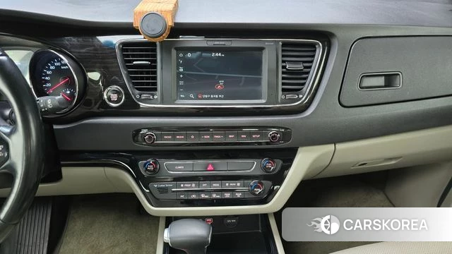 Kia The New Carnival id 4371996 из Кореи 10