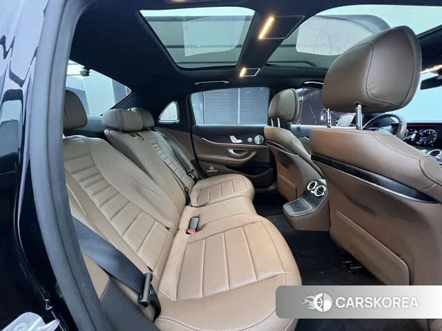 Mercedes-Benz E-class id 4207934 из Китая 10