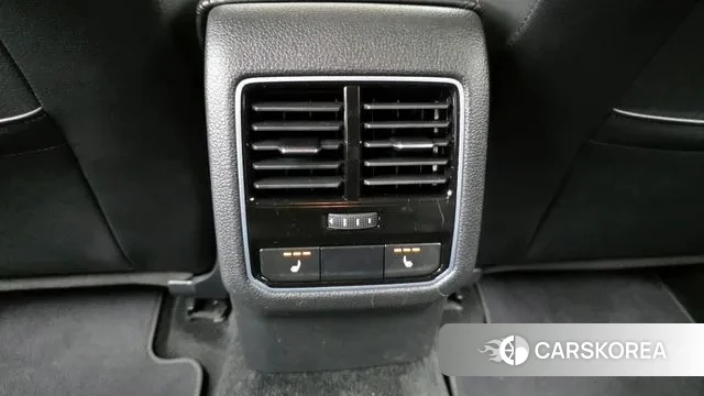 Volkswagen The New Passat id 2971336 из Кореи 10