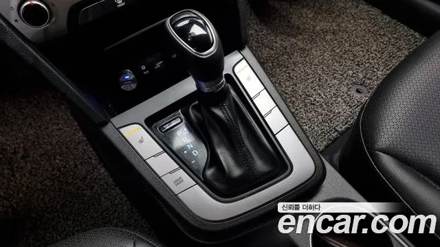 Hyundai Avante AD id 2661926 из Кореи 10