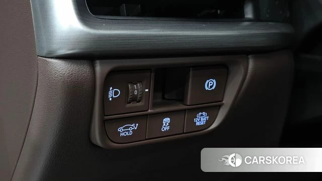Hyundai Grandeur Hybrid (GN7) id 4613119 из Кореи 10