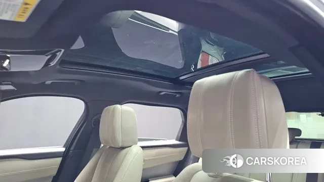 Land Rover Range Rover Velar id 3429354 из Кореи 10