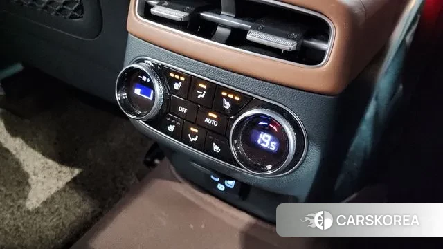 Genesis GV70 id 3366555 из Кореи 10