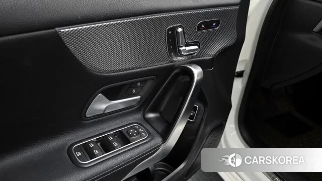 Mercedes-Benz A-Class W177 id 3765307 из Кореи 10