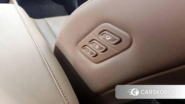 Hyundai Grandeur (GN7) id 3565546 из Кореи 10