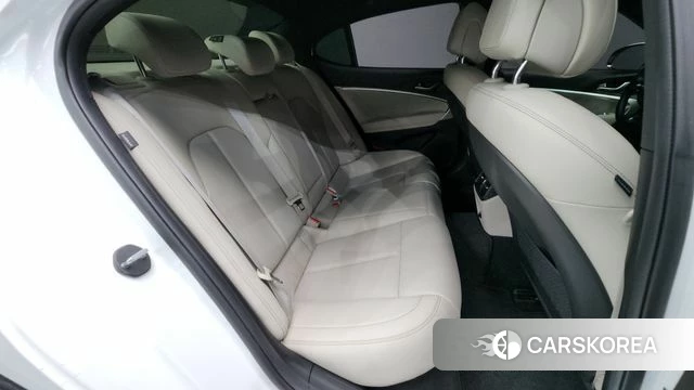 Genesis The New G70 id 3923883 из Кореи 10