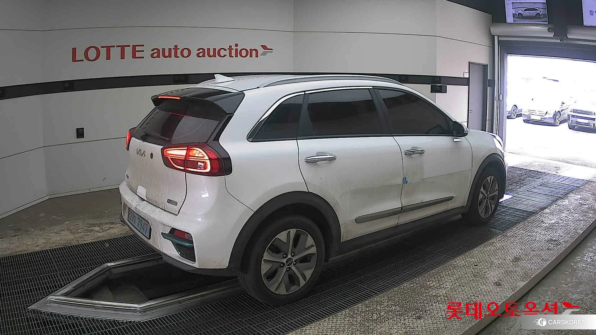 Kia Niro EV id 3888421 из Кореи 10