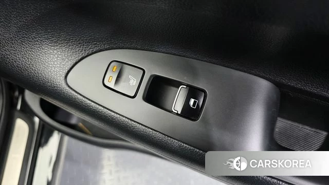 Hyundai Grandeur IG id 4351006 из Кореи 10