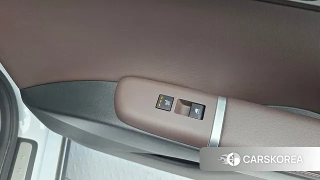 Hyundai Grandeur Hybrid (GN7) id 3322246 из Кореи 10