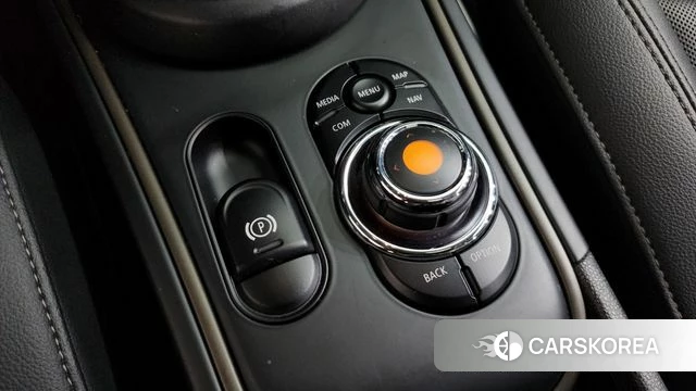 Mini Cooper SD Countryman id 4683732 из Кореи 10