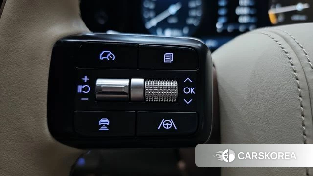 Hyundai Grandeur (GN7) id 4428226 из Кореи 10