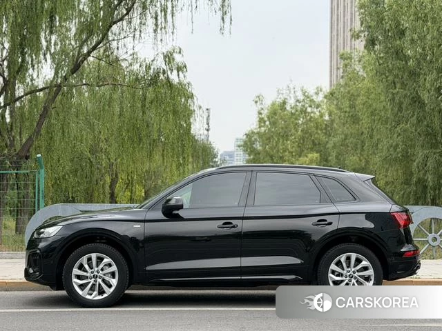 Audi Q5L id 4297714 из Китая 10