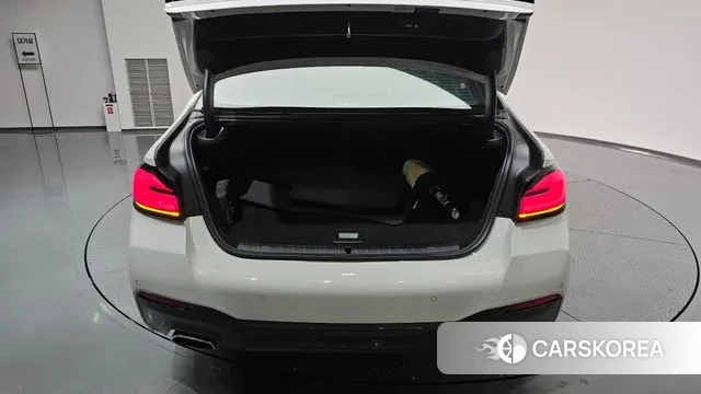 BMW 5 Series (G30) id 3334468 из Кореи 10