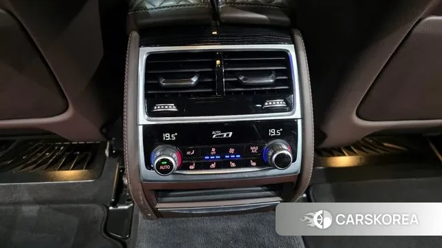 BMW 7 Series (G11) id 3296432 из Кореи 10