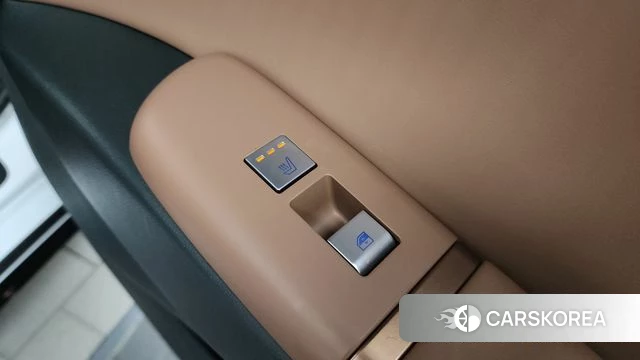 Hyundai Grandeur Hybrid (GN7) id 4590822 из Кореи 10