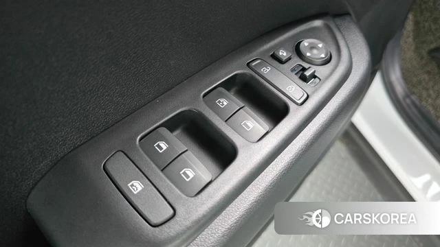 Hyundai Venue id 4904656 из Кореи 10