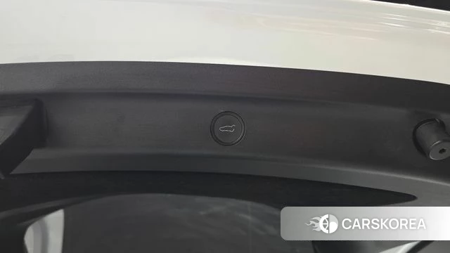 Tesla Model Y id 4421681 из Кореи 10