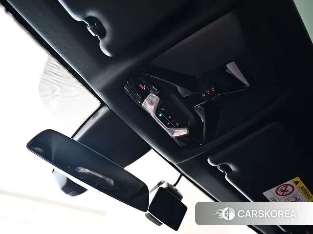 BMW 1 Series (F40) id 2993025 из Кореи 10