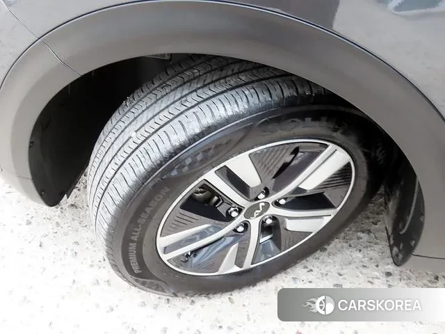 Kia The New Niro id 3777547 из Кореи 10