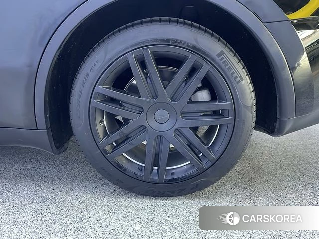 Tesla Model Y id 3908153 из Китая 10