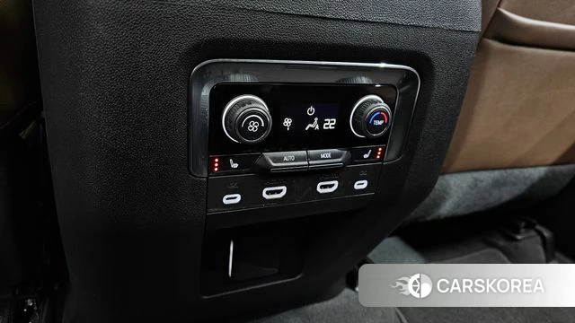 Chevrolet (GM Daewoo) Tahoe id 3841765 из Кореи 10