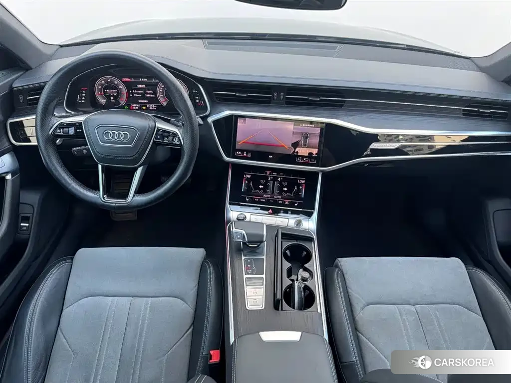 Audi A6L id 4546562 из Китая 10