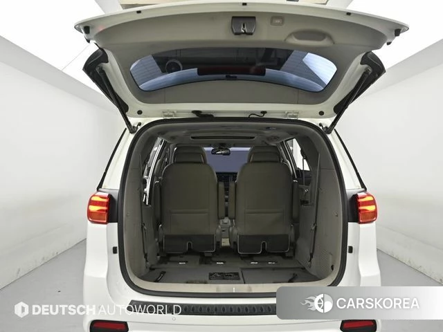 Kia The New Carnival id 4378154 из Кореи 10