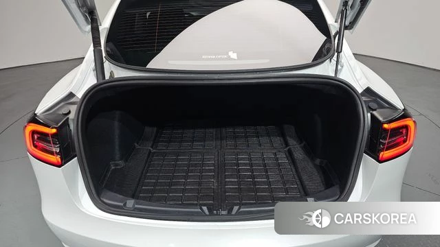 Tesla Model 3 id 4244040 из Кореи 10