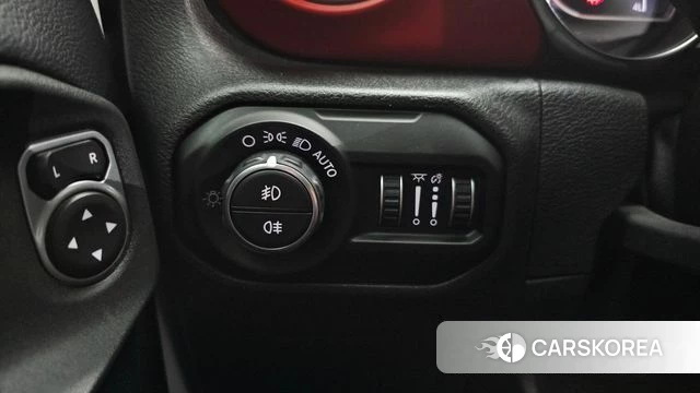Jeep Wrangler (JL) id 4586988 из Кореи 10
