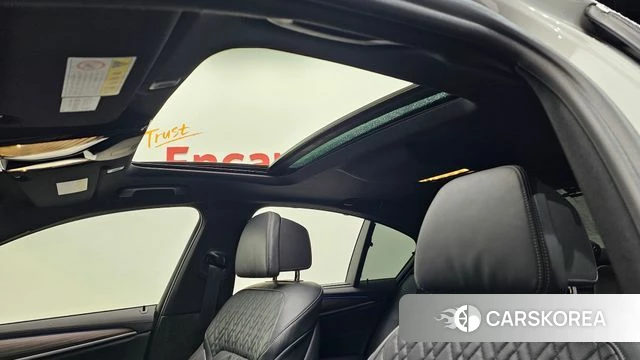 BMW 5 Series (G30) id 3917546 из Кореи 10