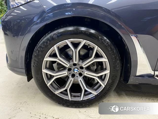 BMW X7 id 4272296 из Китая 10