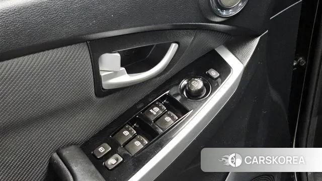 Ssangyong New Style Korando C id 3417969 из Кореи 10