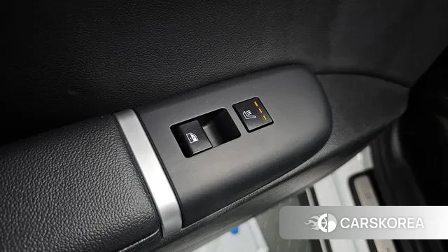 Hyundai Grandeur (GN7) id 2988695 из Кореи 10