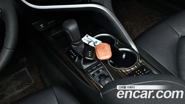 Toyota Camry (XV70) id 2679010 из Кореи 10