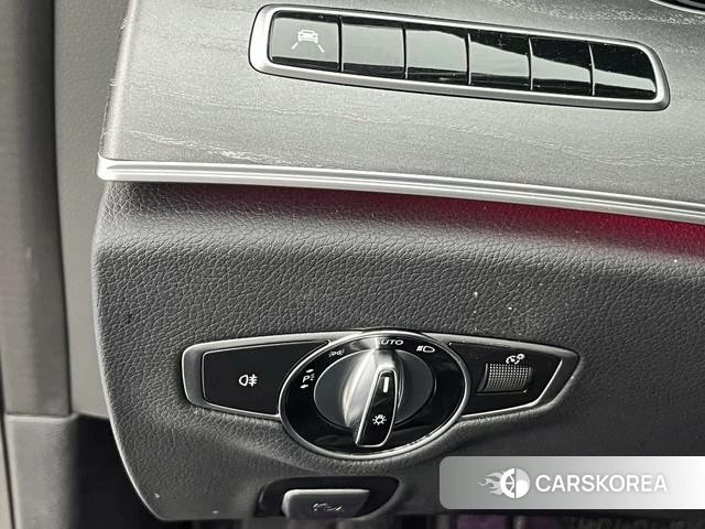 Mercedes-Benz CLS id 4253264 из Китая 10