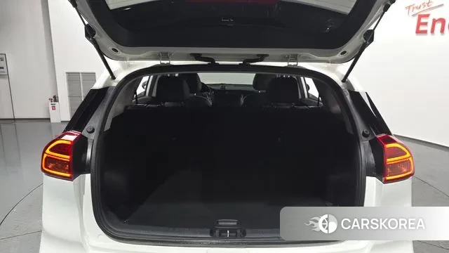 Kia Niro EV id 3777672 из Кореи 10