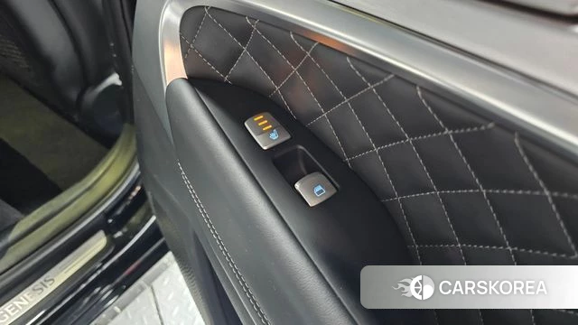 Genesis G70 id 4356846 из Кореи 10