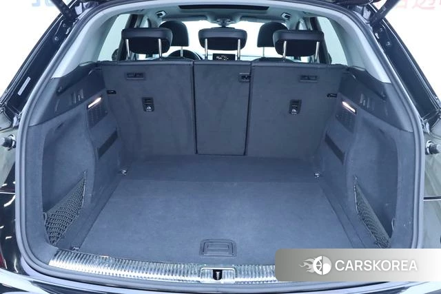 Audi Q5L id 4208339 из Китая 10