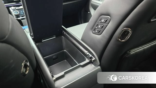 Hyundai Santa Fe (MX5) id 4394413 из Кореи 10
