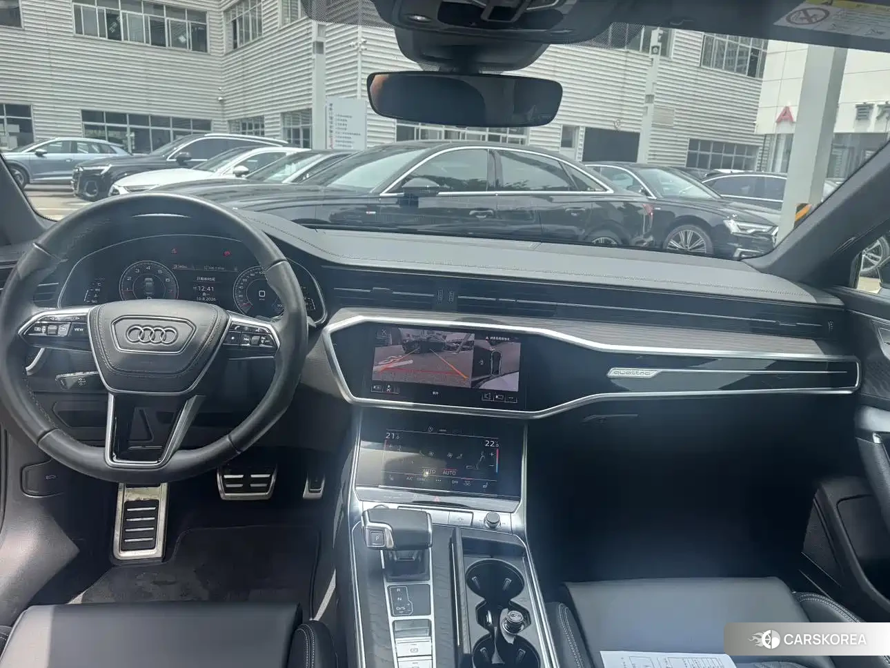 Audi A6L id 4681074 из Китая 10