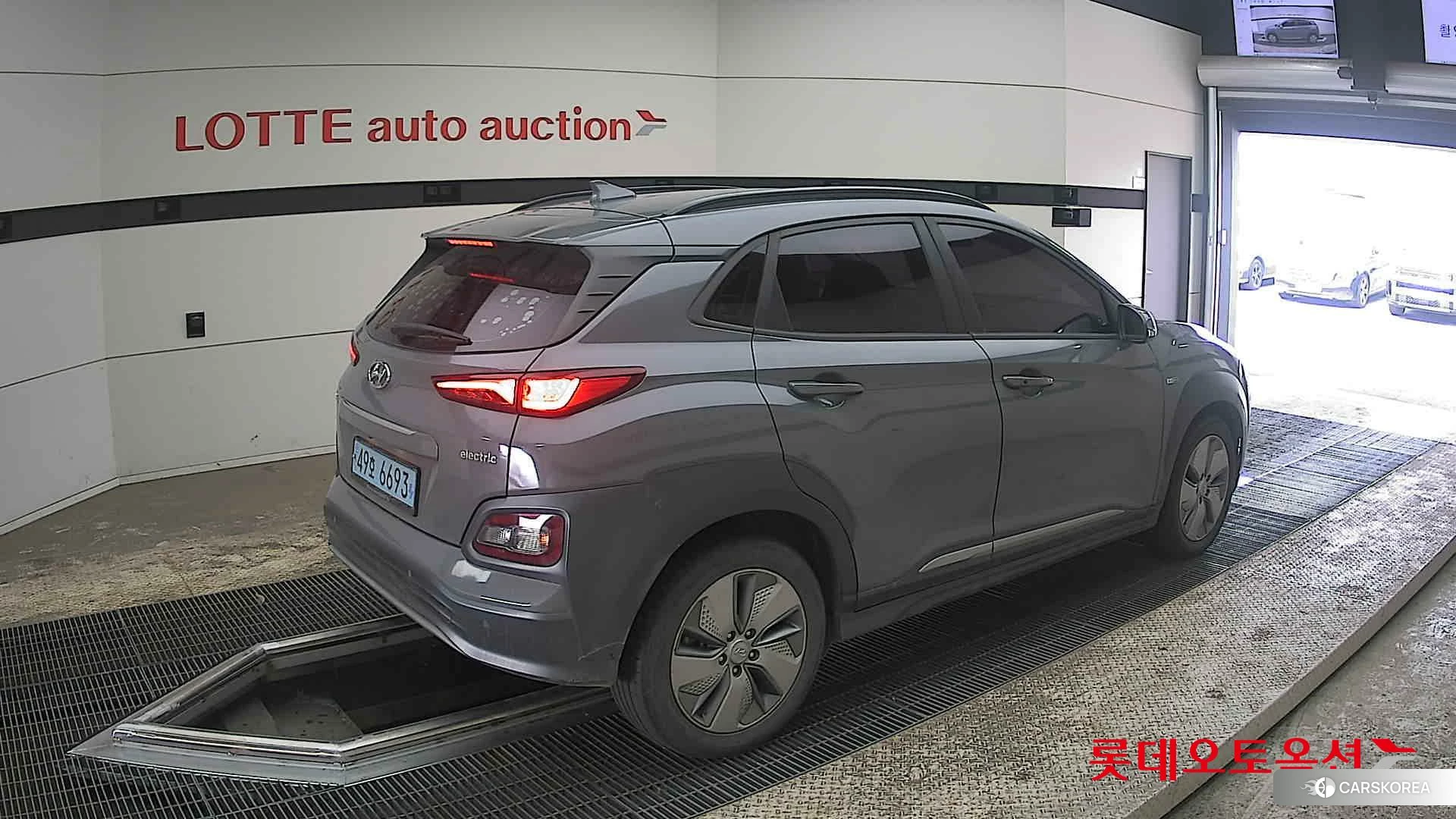 Hyundai KONA Electric id 3888321 из Кореи 10